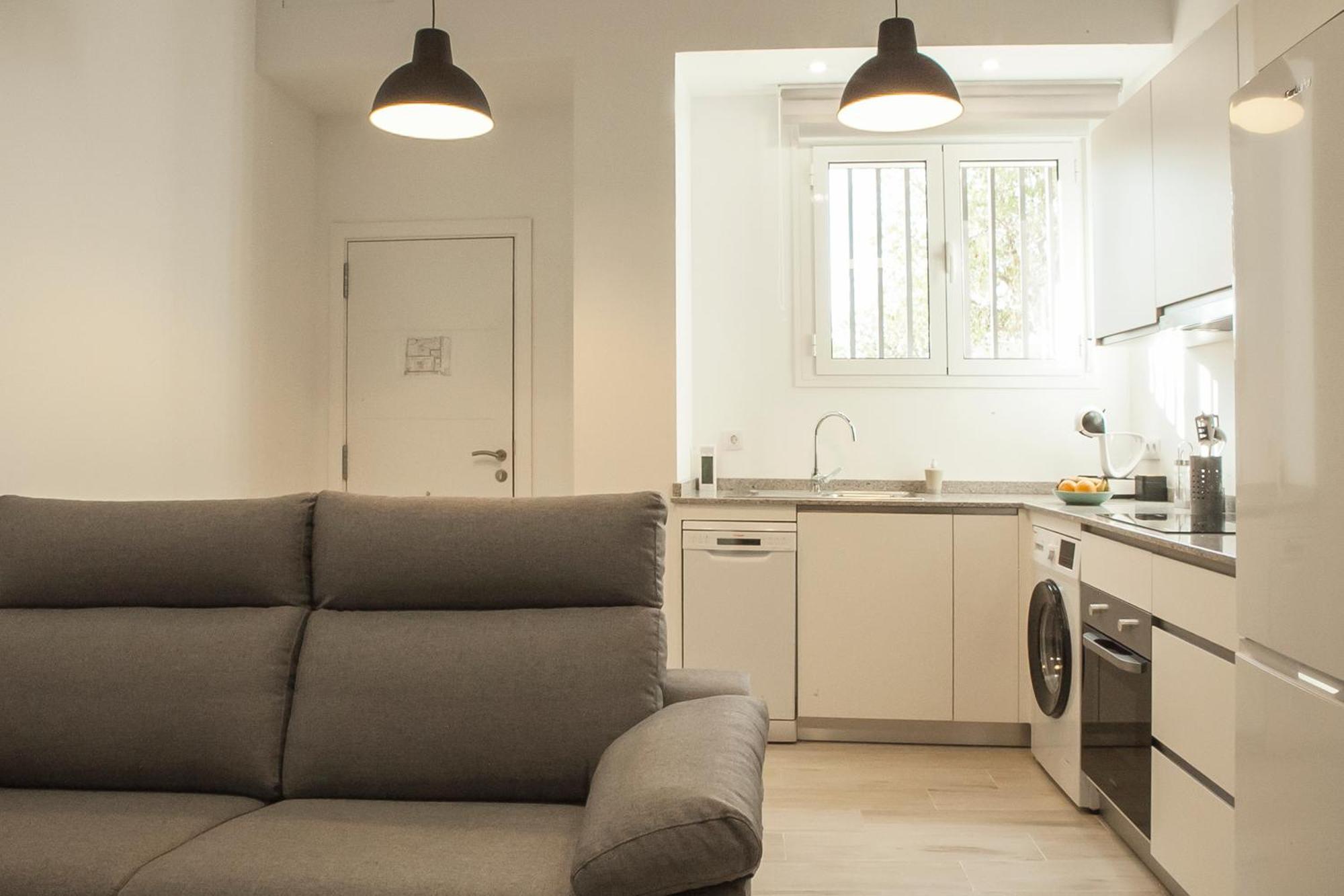 Apartamentos Rg Hospital Valme Севиля Екстериор снимка