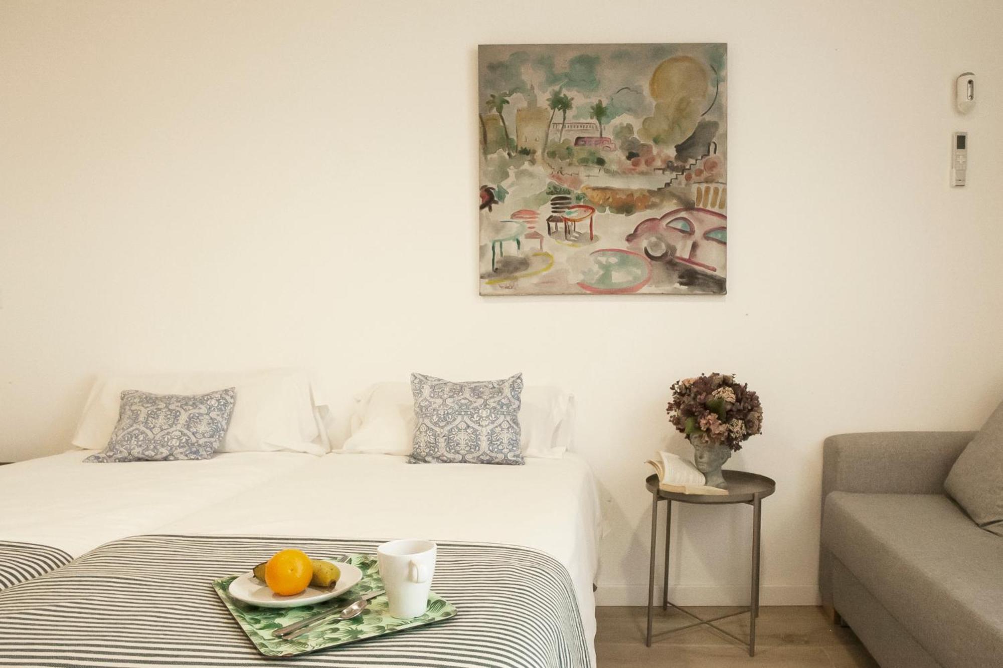 Apartamentos Rg Hospital Valme Севиля Екстериор снимка